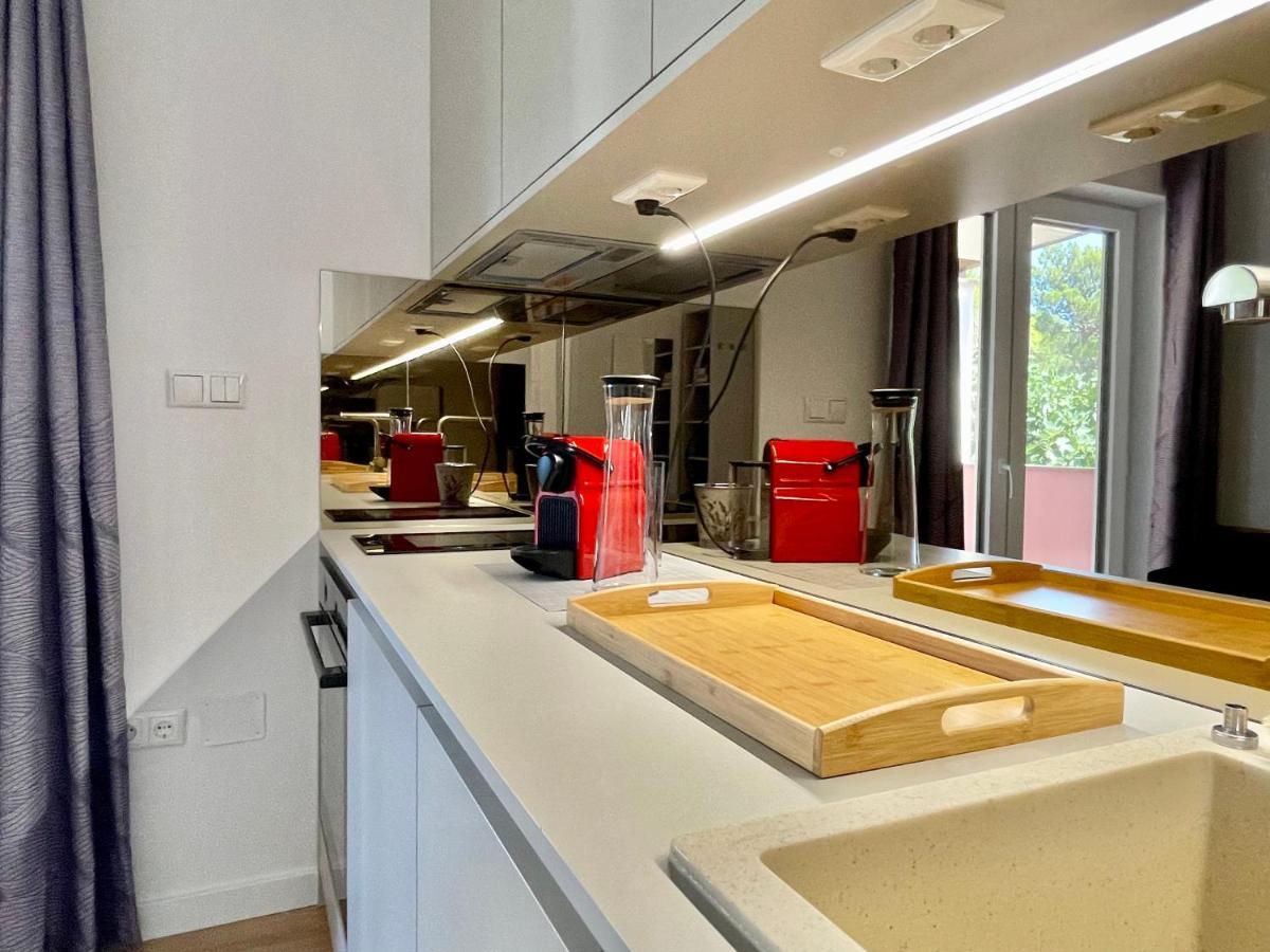 Artatore24 - Modern And Stylish Apartments Mali Lošinj Zewnętrze zdjęcie